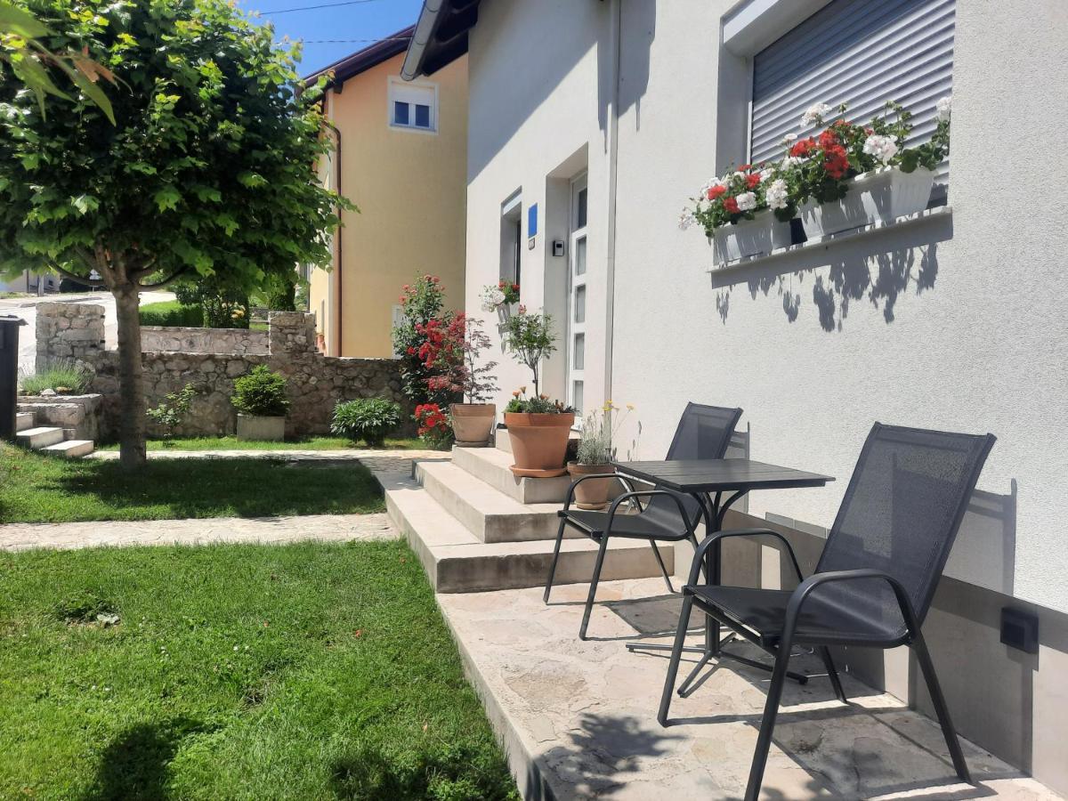 Studio Apartman Marta Кореница Экстерьер фото